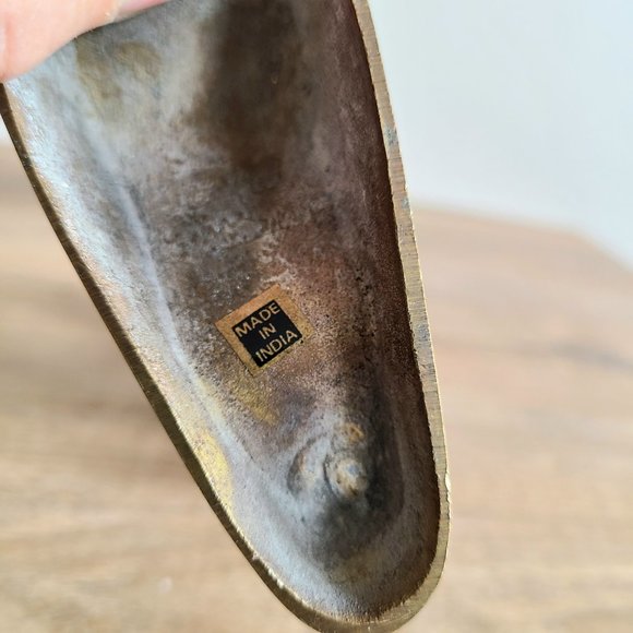 Vintage brass gazelle antelope figurine. - Picture 5 of 5